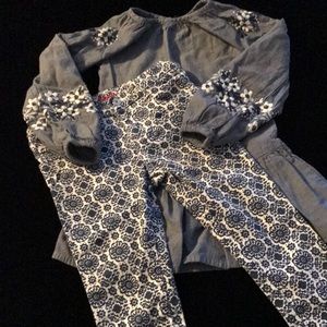 Two piece matching pants suit with embroidery.